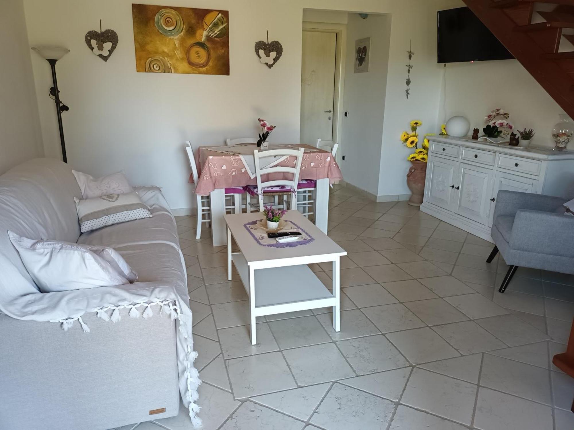 La Casa Del Cuore Pula Extérieur photo
